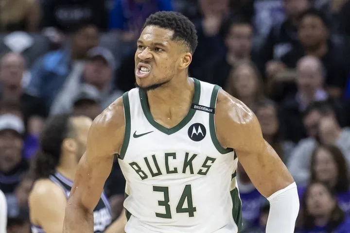 Μπακς – Γουίζαρντς 133-120: Ο Αντετοκούνμπο τους πήρε παραμάζωμα στην έναρξη της σεζόν