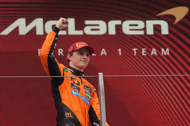 Άνετη νίκη του Πιάστρι στο 1-2 της κυρίαρχης McLaren στην Κίνα