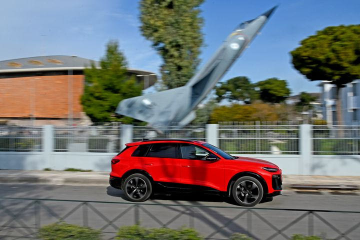 Δοκιμάζουμε το ηλεκτρικό της νέας εποχής από την Audi- Το νέο Q6 e-tron quattro είναι ο ορισμός του premium SUV