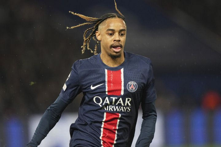 Ligue 1: Ξέσπασε με τεσσάρα η Παρί, τιμωρήθηκε από τη Λανς στο 90+4′ η Μαρσέιγ και έπεσε στο -16 από την κορυφή
