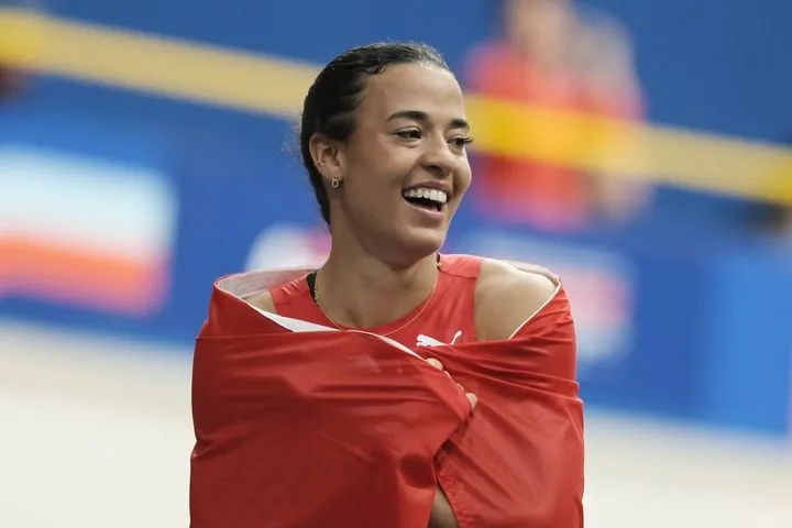 Η Ντιτάτζι Καμπουντζί έκανε τη δεύτερη καλύτερη επίδοση όλων των εποχών στα 60 μέτρα μετ’ εμποδίων