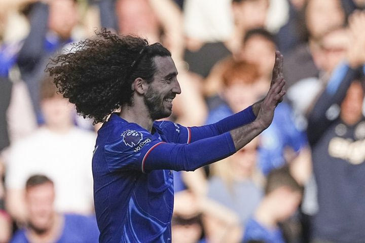 Premier League: Με οδηγό Κουκουρέγια η Τσέλσι πάτησε τετράδα, ο Σον έσωσε τον βαθμό για την Τότεναμ στο 84′