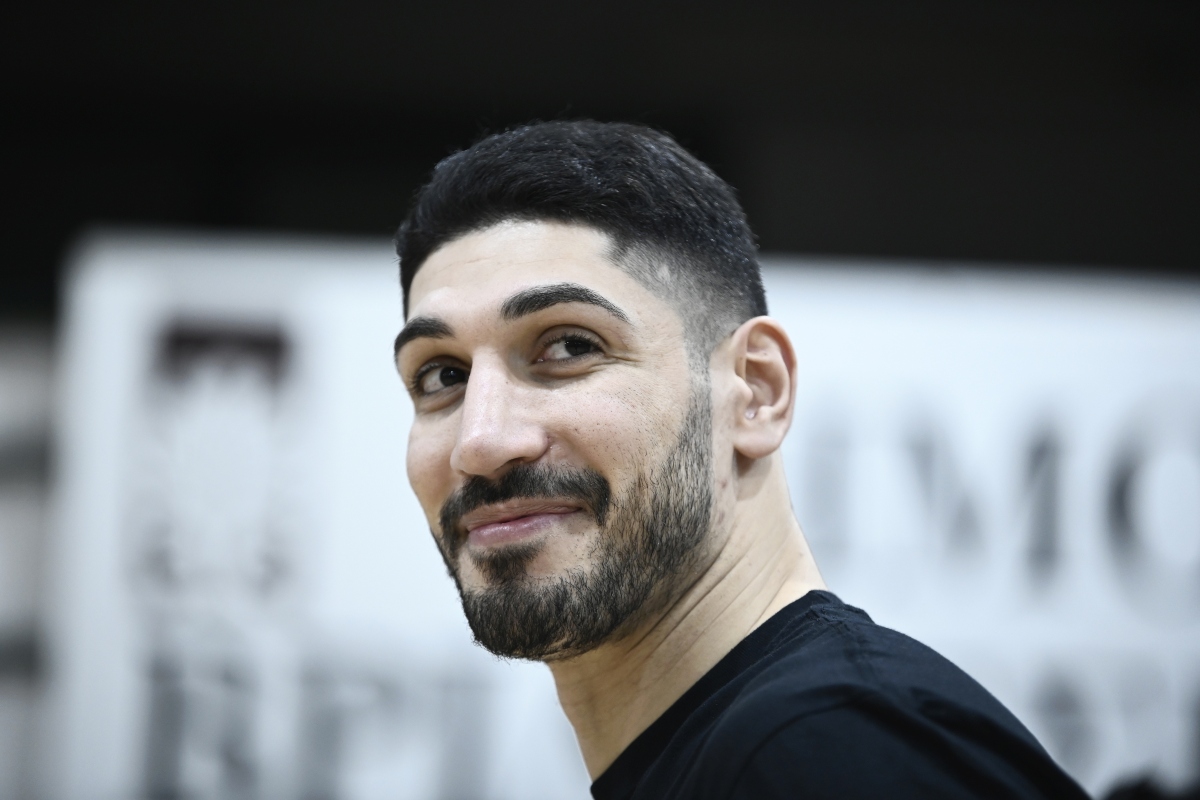 Ο Ενές Καντέρ δηλώνει έτοιμος για το Draft του WNBA                                          Ο Ενές Καντέρ δηλώνει έτοιμος για το Draft του WNBA