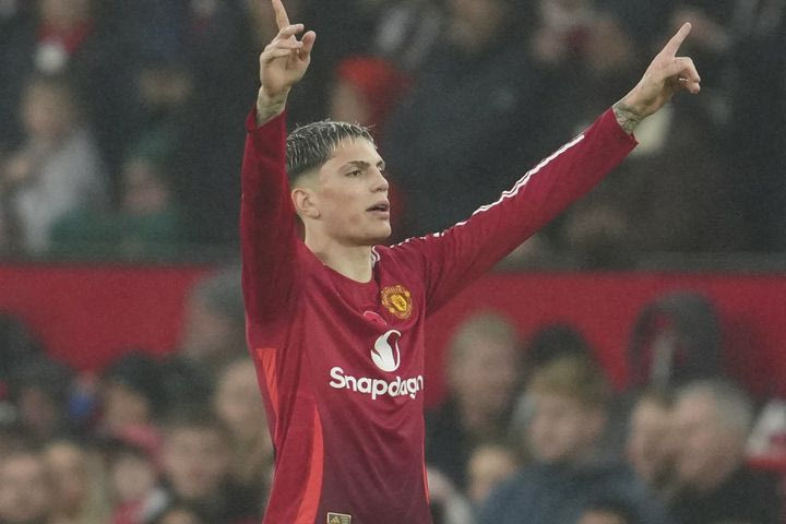 Λέστερ – Μάντσεστερ Γιουνάιτεντ 0-3: Επέστρεψε δυναμικά στα τρίποντα και βύθισε περισσότερο τις Αλεπούδες