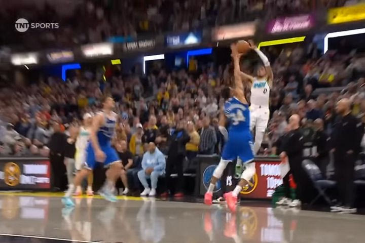 NBA, Πέισερς – Μπακς: Το αδιανόητο τετράποντο του Χαλιμπάρτον μπροστά στον Γιάννη, που ξέρανε το Μιλγουόκι