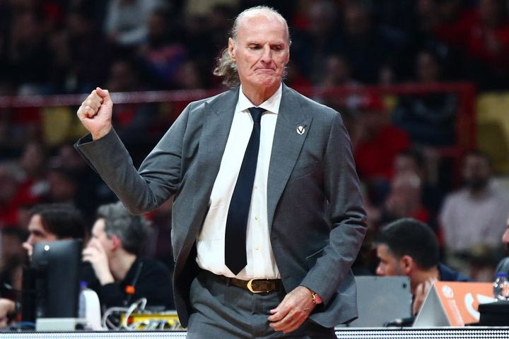 Βίρτους Μπολόνια – Ρέτζο Εμίλια 69-45: Ο Ιβάνοβιτς νίκησε τον Πρίφτη πριν το ντέρμπι με την Αρμάνι για την EuroLeague