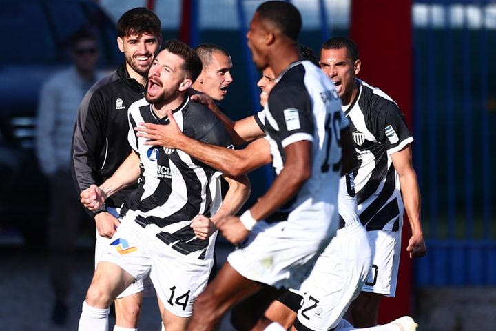 Super League 2: Η Καλαμάτα έφτασε σε απόσταση αναπνοής από την Κηφισιά, τρίποντο για Πανιώνιο κόντρα στο Αιγάλεω