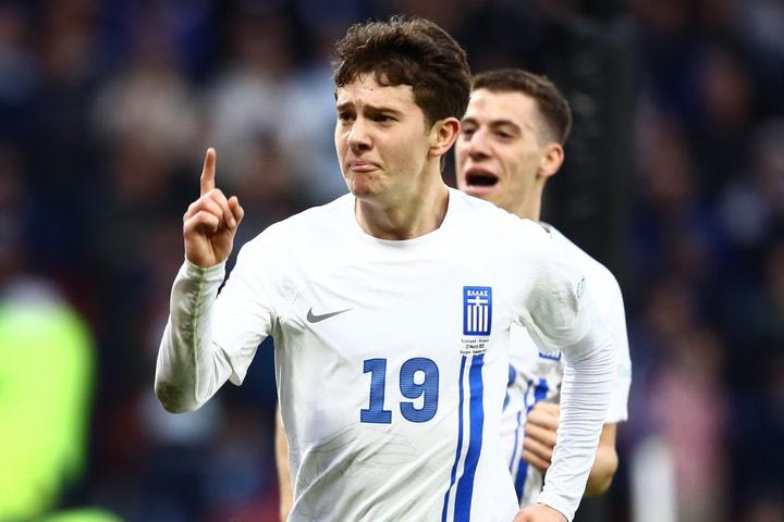 Ο Καρέτσας διαδέχεται τον Κωστούλα στον χορό των εκατομμυρίων