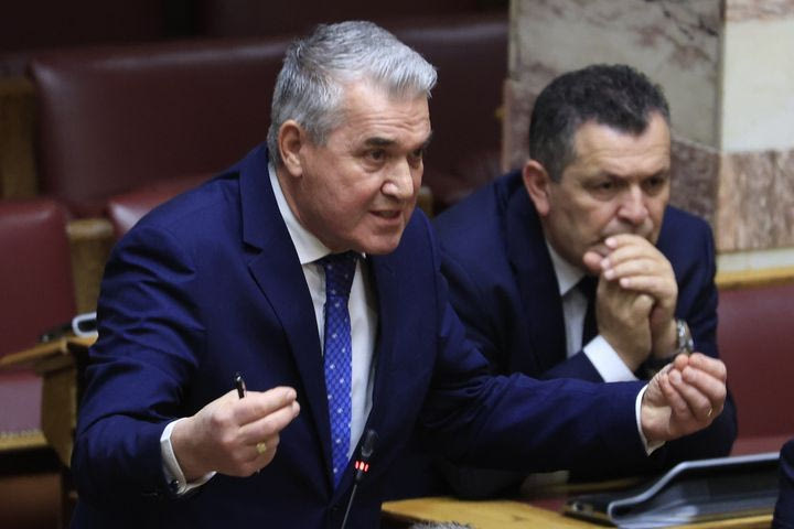 Χαμός στη Βουλή, επίθεση Κυριαζίδη σε Κωνσταντοπούλου: “Κάνε κανένα παιδί”