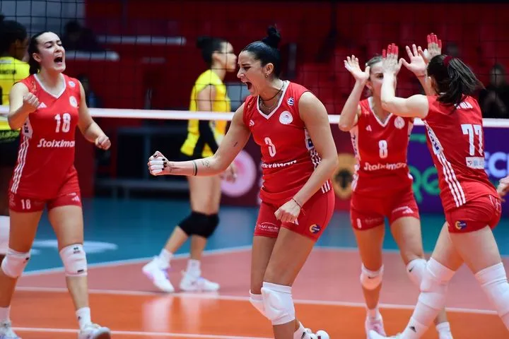 Volley League γυναικών: Ο Ολυμπιακός πήρε το ντέρμπι με την ΑΕΚ στις λεπτομέρειες, νίκες για ΠΑΟΚ, Θέτις και Άρη