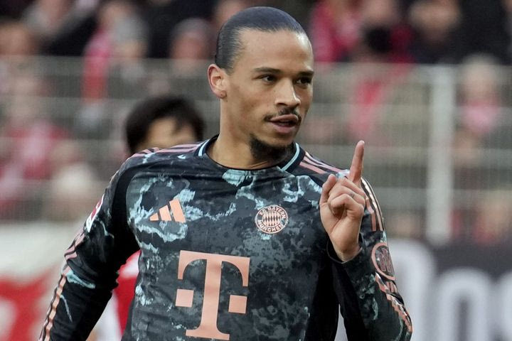 Bundesliga: Η Μπάγερν υπέταξε την ομάδα του Σάλιακα και διατηρήθηκε στο +6, ήττα για Λειψία και Βόλφσμπουργκ, πήρε τον βαθμό η Άουγκσμπουργκ του Γιαννούλη