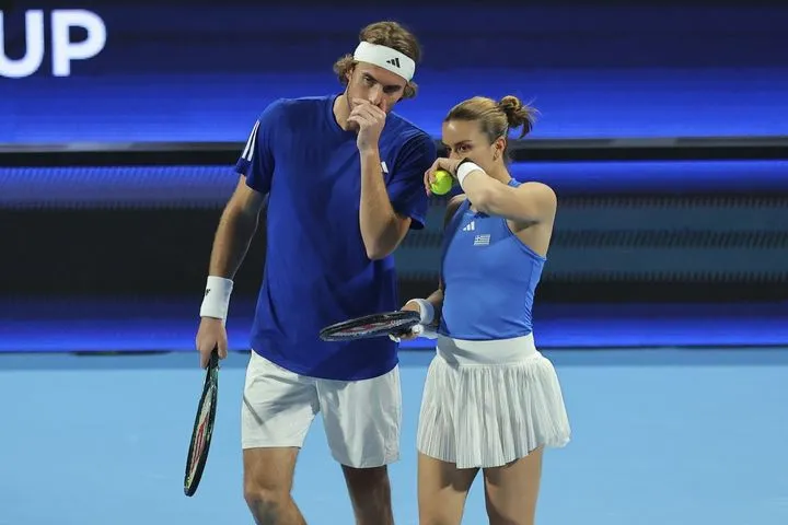 Ο Στέφανος Τσιτσιπάς με τη Μαρία Σάκκαρη