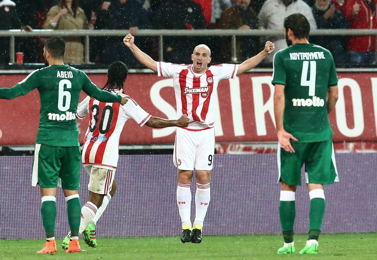 O Εστεμπάν Καμπιάσο στο Ολυμπιακός Παναθηναϊκός