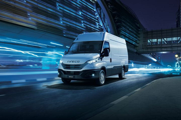 Η IVECO γιορτάζει 50 χρόνια καινοτομίας και εξέλιξης στις μεταφορές