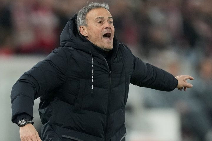 Ενρίκε: “H Λίβερπουλ έχει τρία μαχητικά αεροπλάνα που πετούν στην επίθεση, ο Σλοτ δημιούργησε μία σχεδόν τέλεια ομάδα”