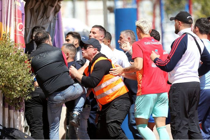 Πανιώνιος – Καλαμάτα: Ένταση στο φινάλε του ματς μεταξύ των μελών των δύο ομάδων