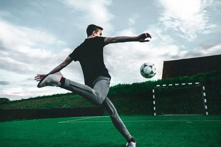 Απέκτησε τη νέα φανέλα της αγαπημένης σου ποδοσφαιρικής ομάδας