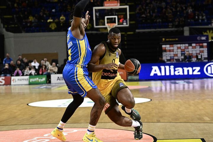 ΑΕΚ Betsson: Πλήγμα με Γκρέι, τέθηκε εκτός με Ντερτόνα