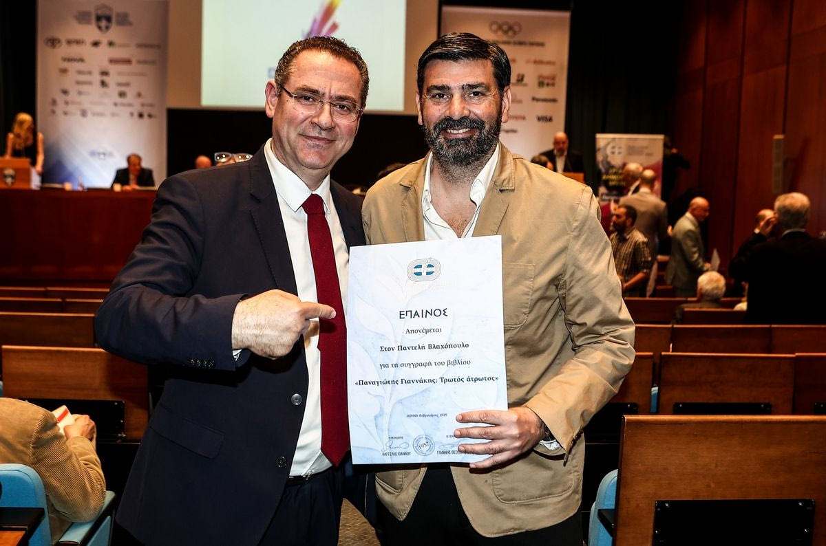Ο Editorial Director του SPORT24, Παντελής Βλαχόπουλος με τον πρόεδρο του ΠΣΑΤ, Βαγγέλη Ιωάννου