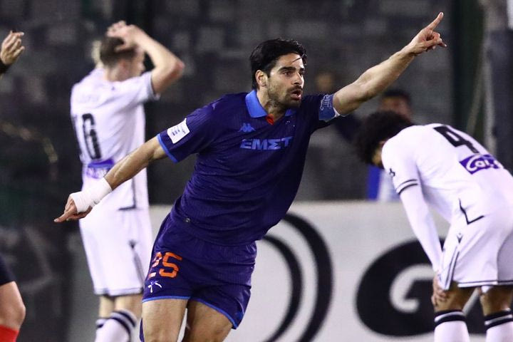 Athens Kallithea – ΠΑΟΚ 2-1: Ο Λουκίνας ξέρανε τον Δικέφαλο του Βορρά στο φινάλε και έδωσε βαθμολογική ανάσα στους νεοφώτιστους