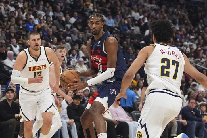 Σάρωσε τους Νάγκετς του Γιόκιτς: Αυτά έκανε ο Άλεξ Σαρ των Γουίζαρντς στη βραδιά καριέρας του στο NBA