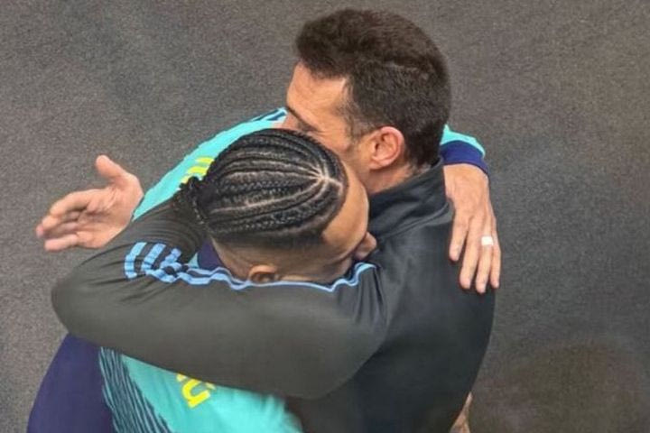 Η αγκαλιά Σκαλόνι - Ραφίνια