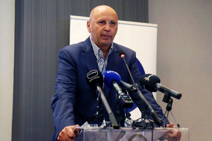 Μονεμβασιώτης: “Κάναμε δουλειά στο θέμα των χρεών αλλά ήρθε ένα ‘δώρο’ 300.000 ευρώ – Ο Ιβάν Σαββίδης βοήθησε τον Ηρακλή”
