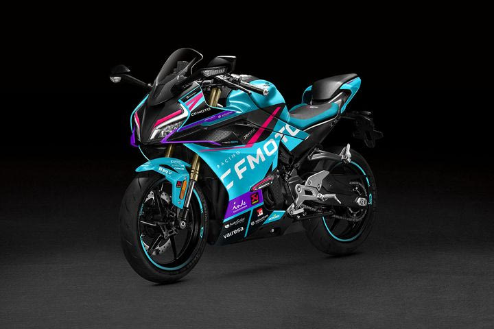 Η CFMOTO 450SR R World Champion Edition έχει τα “γονίδια” του πρωταθλητή