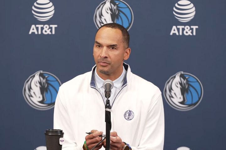 Απίστευτη ατάκα από τον GM των Μάβερικς: “Ήξερα ότι ο Ντόντσιτς ήταν σημαντικός για τον κόσμο, δεν ήξερα ότι ήταν τόσο σημαντικός”