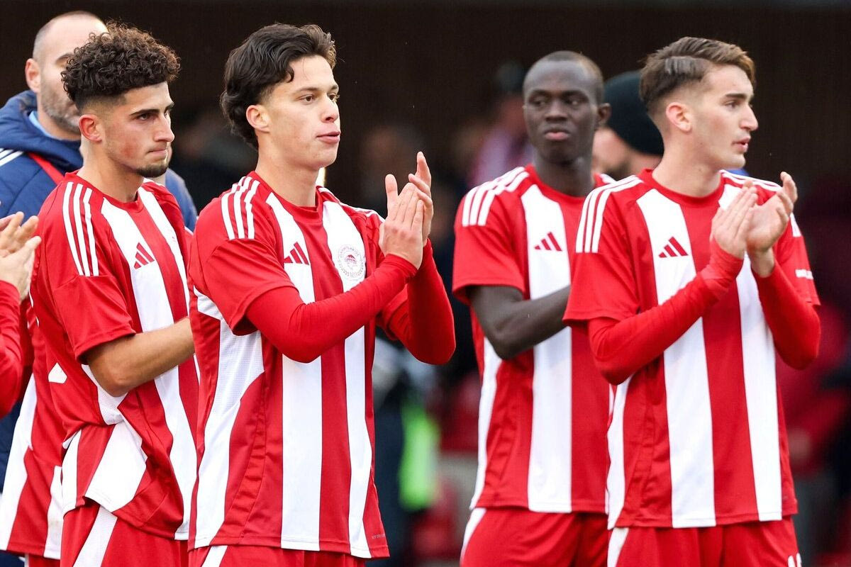 Οι παίκτες της Κ19 του Ολυμπιακού στο ματς με τη Ζάλτσμπουργκ