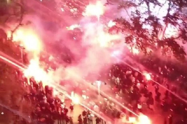 ΑΕΛ: Ατελείωτο γλέντι στη Λάρισα για την άνοδο στη Stoiximan Super League