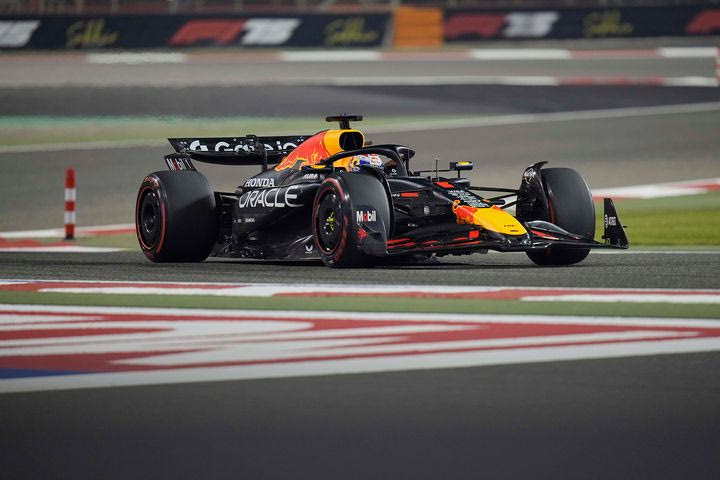 “Σκορπίζει” η Red Bull -Φερστάπεν: “Δεν με ενδιαφέρει να μιλήσω με την ομάδα αυτή τη στιγμή”