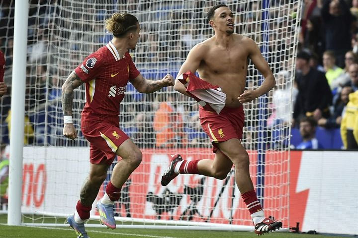 Λέστερ – Λίβερπουλ 0-1: Ο Αλεξάντερ – Άρνολντ ήρθε από τον πάγκο και λύτρωσε τους reds που απέχουν ένα βήμα από τον τίτλο