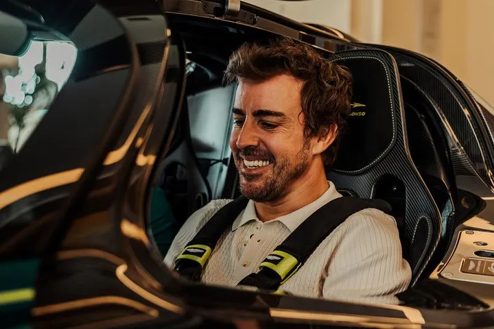 Με την “υπογραφή” του Αλόνσο η Aston Martin των 2,26 εκατ. ευρώ, η πιο ακραία που βγήκε ποτέ στο δρόμο