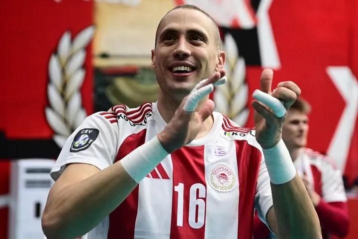 Τα highlights της επικράτησης του Ολυμπιακού επί του Μίλωνα στον πέμπτο ημιτελικό της Volley League ανδρών