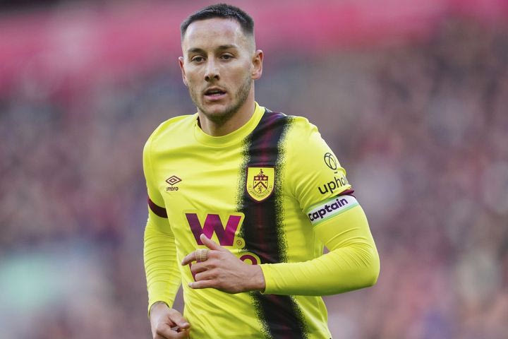 Premier League: Η Μπέρνλι υπέταξε με 2-1 τη Σέφιλντ και εξασφάλισε, παρέα με τη Λιντς, την επάνοδό της στην κορυφαία κατηγορία