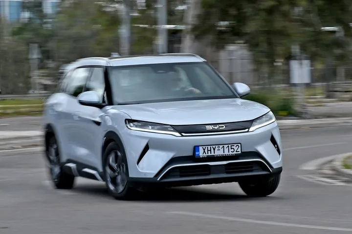 Δοκιμή του BYD Atto 2, που καταρρίπτει κάθε φραγμό και κάθε τιμή για τα ηλεκτρικά SUV