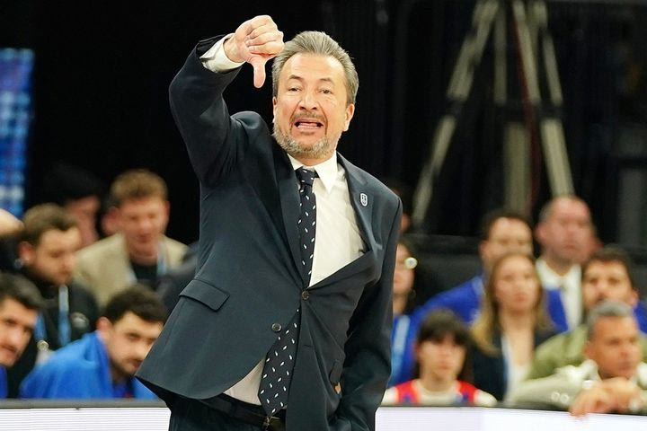 Εφές – Παναθηναϊκός AKTOR: Η γκάφα του Μπάνκι, ζήτησε να γίνει αλλαγή ο Χουάντσο του 63% και μπήκε ο Σλούκας του 93.4% στις βολές