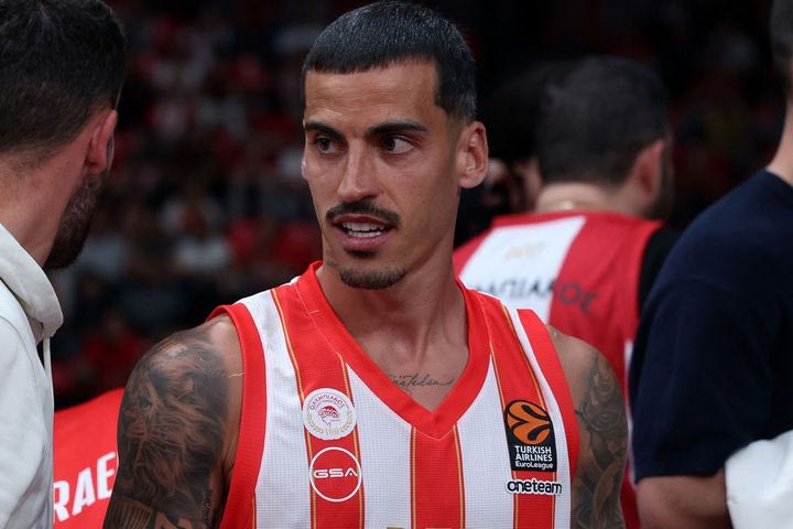Ολυμπιακός – Ρεάλ: Οι Τσικίνιο, Γκαρθία, Πασχαλάκης και Μπότης έδωσαν το παρών στο ΣΕΦ