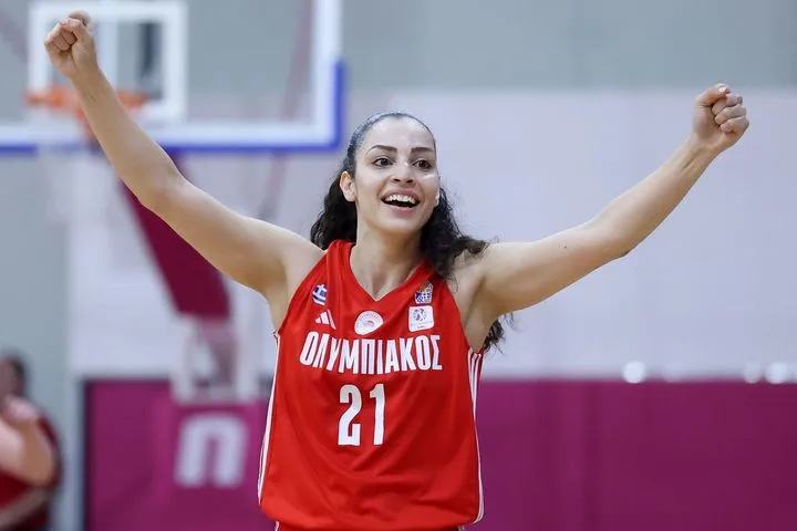 Αθλητικές μεταδόσεις: Πού θα δείτε τις ευρωπαϊκές μάχες Ολυμπιακού, Παναθηναϊκού και Αθηναϊκού για EuroLeague Women και EuroCup Women