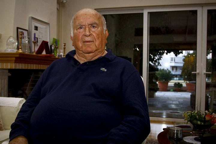 Πέθανε ο Κώστας Δήμου