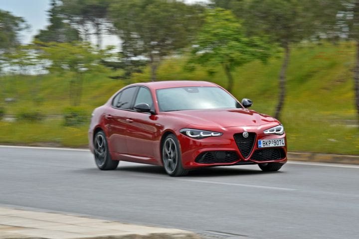 Οδηγούμε την Alfa Romeo Giulia Q4 με τους 280 ίππους και την απίθανη αύρα