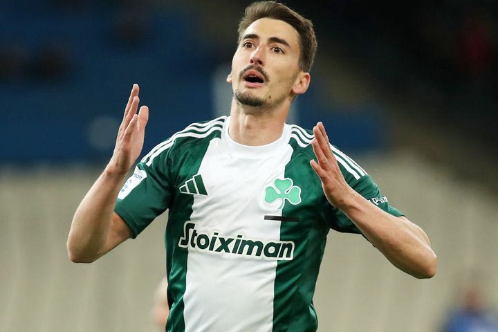 Παναθηναϊκός – ΑΕΚ 3-1: Οι “πράσινοι” νίκησαν την Ένωση με τις χρυσές αλλαγές του Βιτόρια κι έβαλαν φωτιά στη μάχη της 2ης θέσης