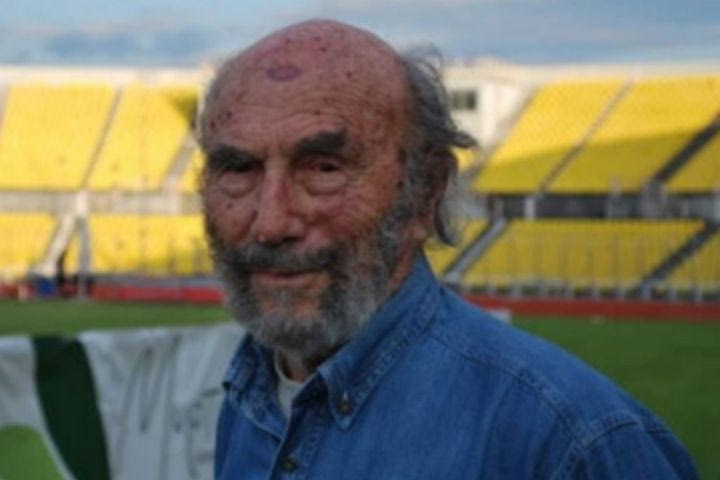 Πέθανε ο Στάθης Φαφούτης