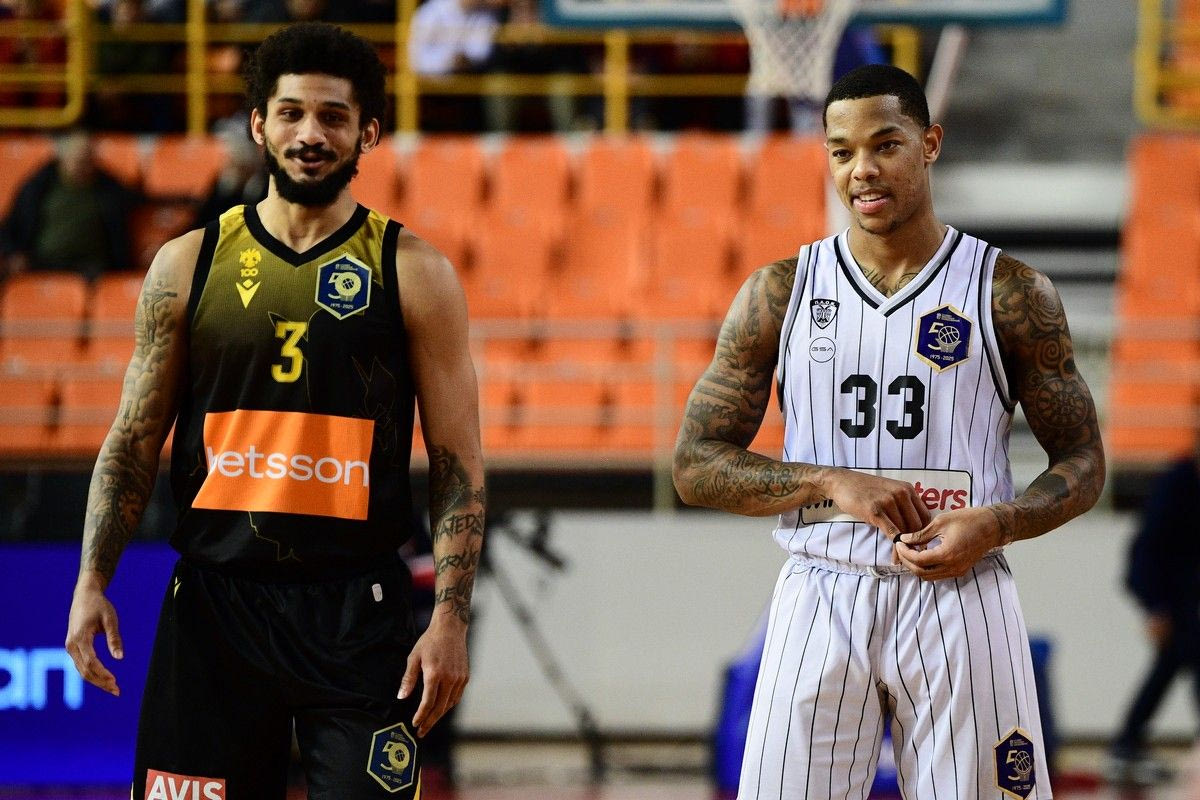 Ο Χέιλ με τον Ρέινολντς