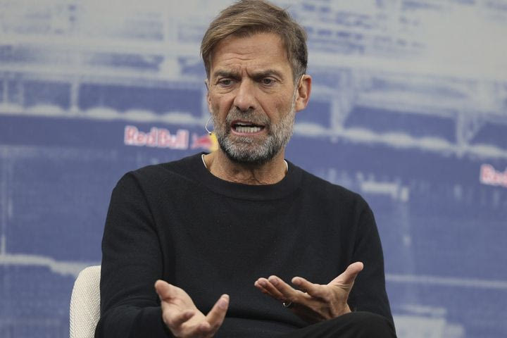 Λειψία για το ενδεχόμενο να καθίσει ο Κλοπ στον πάγκο της: “Το αποκλείουμε 1000%”