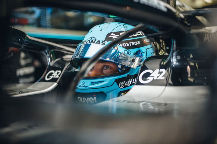 H Mercedes εγκαταλείπει το “κυνήγι” του Φερστάπεν, προσφέρει συμβόλαιο 2+1 ετών στον Ράσελ