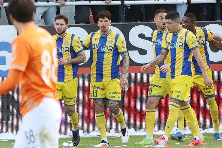 Ο Αστέρας έκανε το 1-0 με τον Μουνιόθ μετά από άψογη συνεργασία με τον Μπαρτόλο