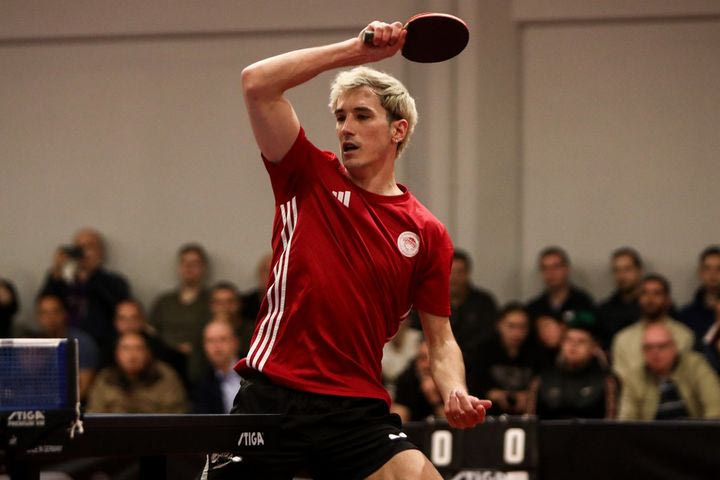 Ολυμπιακός, πινγκ πονγκ: Πρωταθλήτριες για 30η φορά οι γυναίκες, οι άνδρες νίκησαν τον Παναθηναϊκό και αγκάλιασαν τον τίτλο