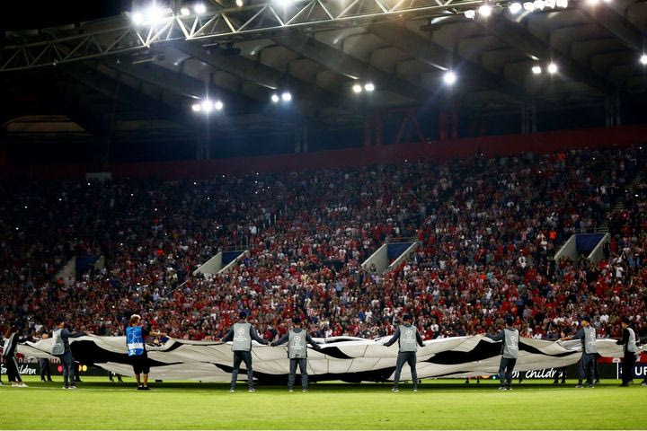 Champions League: Πώς επηρεάζει η πορεία της Άστον Βίλα και της Ντόρτμουντ την απευθείας είσοδο του Ολυμπιακού στη League Phase